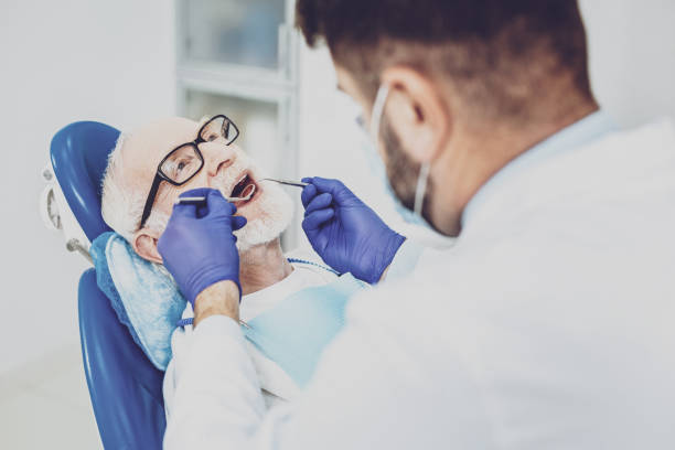 Best Emergency Tooth Extraction in Old Mystic, CT